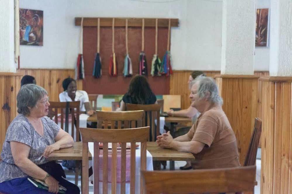 Madidi Lodge Lilongwe Esterno foto
