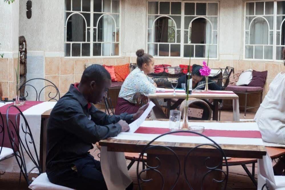 Madidi Lodge Lilongwe Esterno foto